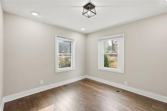 2025 Venetian SW Drive, Atlanta, GA 30311