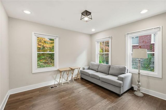 2025 Venetian SW Drive, Atlanta, GA 30311