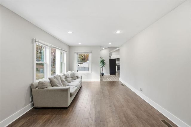 2025 Venetian SW Drive, Atlanta, GA 30311