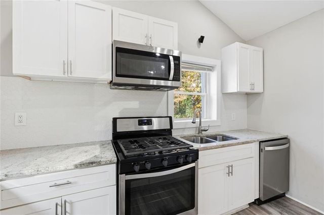 2025 Venetian SW Drive, Atlanta, GA 30311