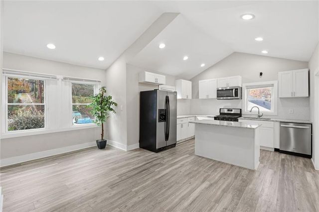 2025 Venetian SW Drive, Atlanta, GA 30311