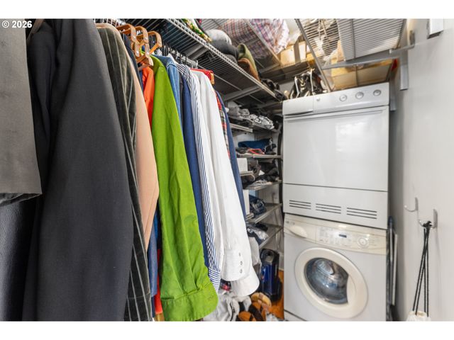 20 Nw 16TH Ave 215, Portland, OR 97209