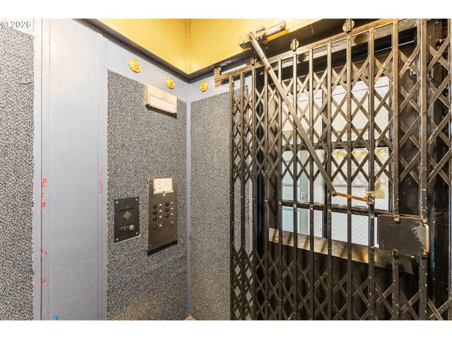 20 Nw 16TH Ave 215, Portland, OR 97209