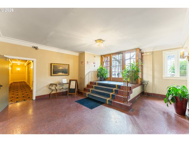 20 Nw 16TH Ave 215, Portland, OR 97209