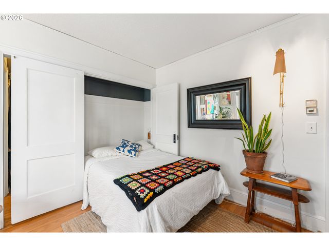 20 Nw 16TH Ave 215, Portland, OR 97209