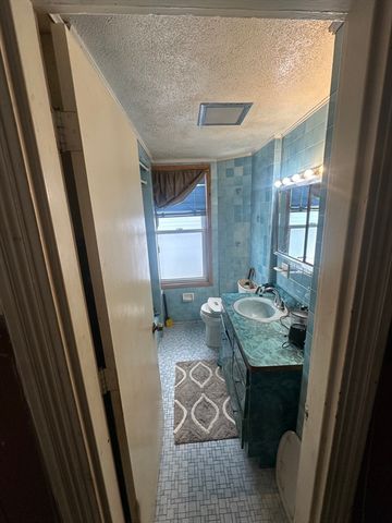 84 Alexander Steet, Boston, MA 02125