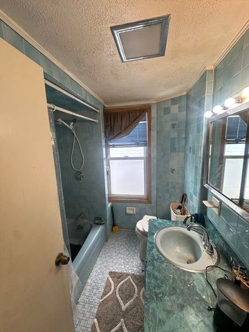 84 Alexander Steet, Boston, MA 02125