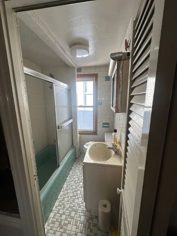 84 Alexander Steet, Boston, MA 02125