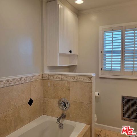 2781 N Bellflower Boulevard, Long Beach, CA 90815