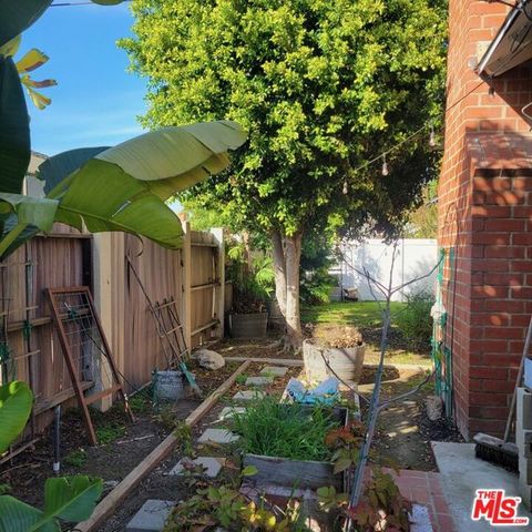 2781 N Bellflower Boulevard, Long Beach, CA 90815