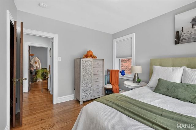 5460 Rhodes Avenue, St Louis, MO 63109