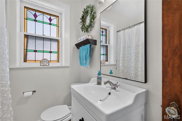 5460 Rhodes Avenue, St Louis, MO 63109
