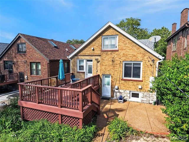 5460 Rhodes Avenue, St Louis, MO 63109