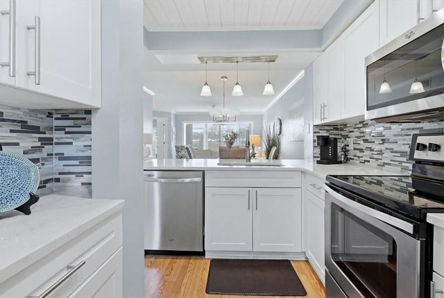 813 WEXFORD BOULEVARD 813, Venice, FL 34293