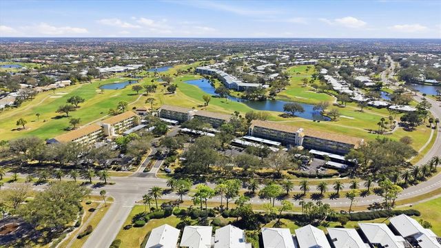 813 WEXFORD BOULEVARD 813, Venice, FL 34293