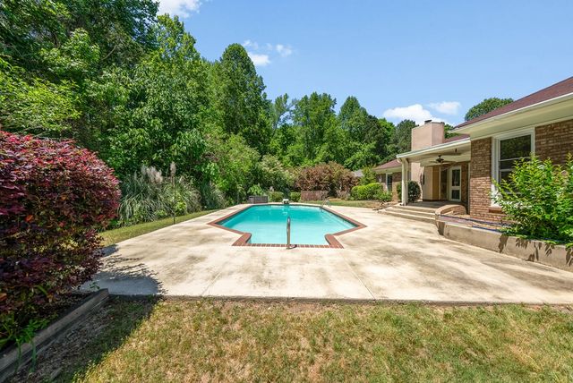 843 St. Murphys Drive, Columbus, GA 31904
