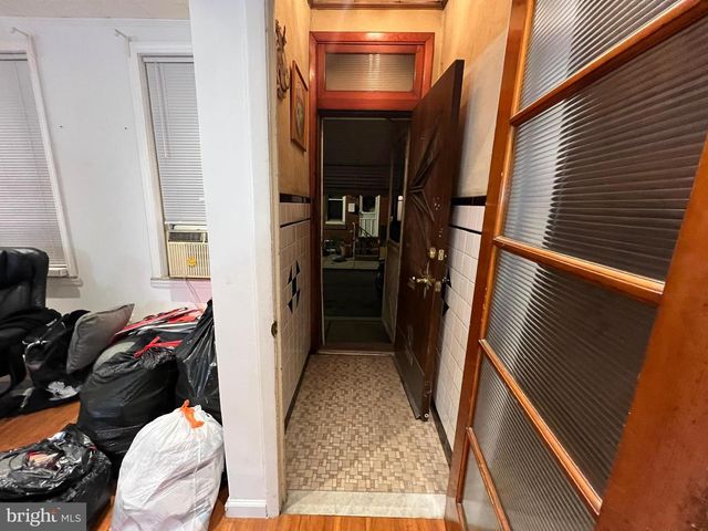 1809 S CHADWICK ST, Philadelphia, PA 19145