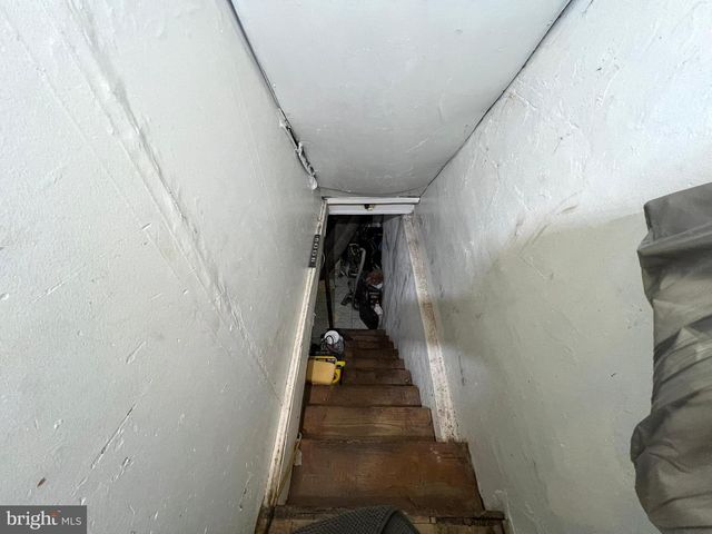 1809 S CHADWICK ST, Philadelphia, PA 19145