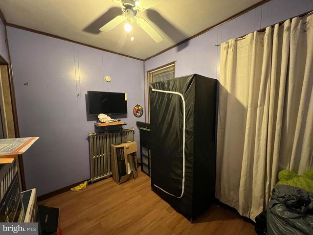 1809 S CHADWICK ST, Philadelphia, PA 19145