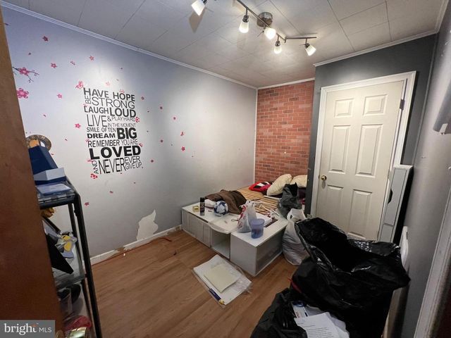 1809 S CHADWICK ST, Philadelphia, PA 19145