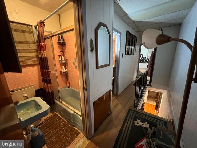 1809 S CHADWICK ST, Philadelphia, PA 19145