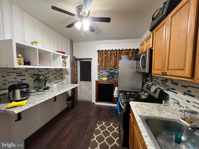 1809 S CHADWICK ST, Philadelphia, PA 19145