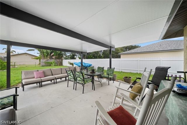 1216 SE 21st PL, Cape Coral, FL 33990