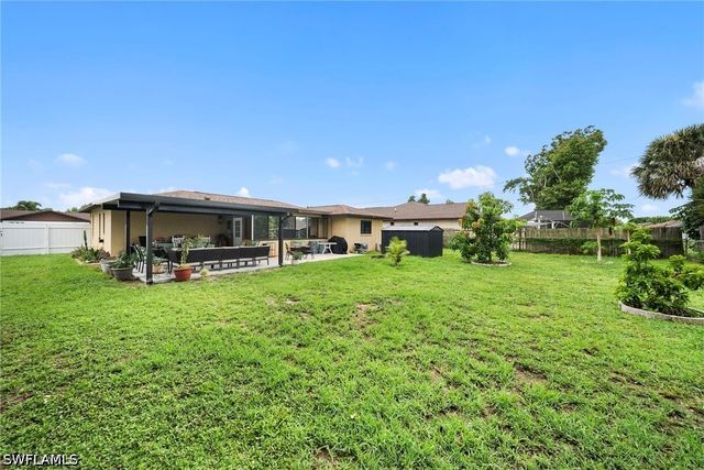 1216 SE 21st PL, Cape Coral, FL 33990