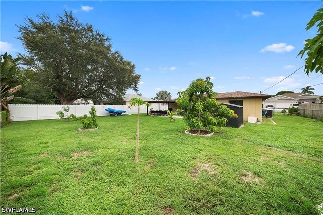 1216 SE 21st PL, Cape Coral, FL 33990