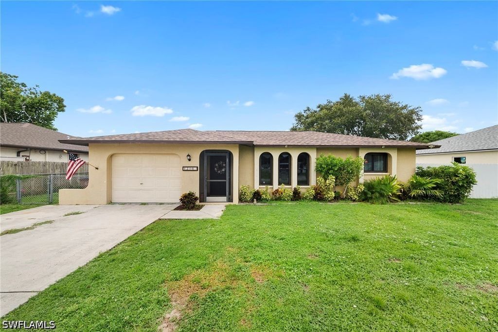 1216 SE 21st PL, Cape Coral, FL 33990