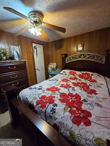 934 Clairmont Avenue, Comer, GA 30629