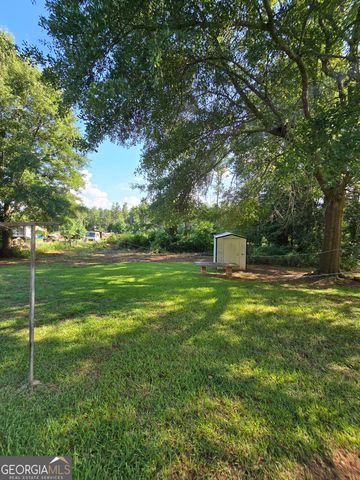 934 Clairmont Avenue, Comer, GA 30629