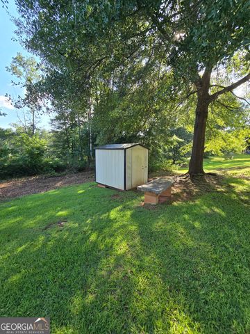934 Clairmont Avenue, Comer, GA 30629