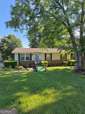934 Clairmont Avenue, Comer, GA 30629
