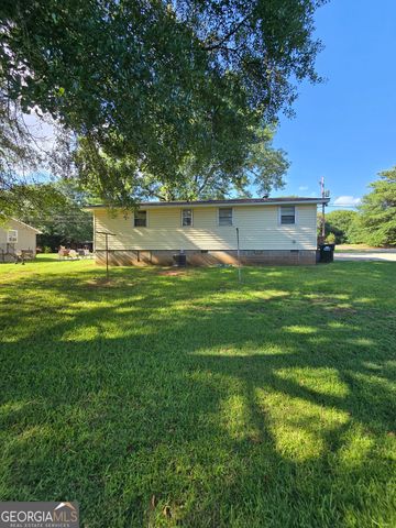 934 Clairmont Avenue, Comer, GA 30629