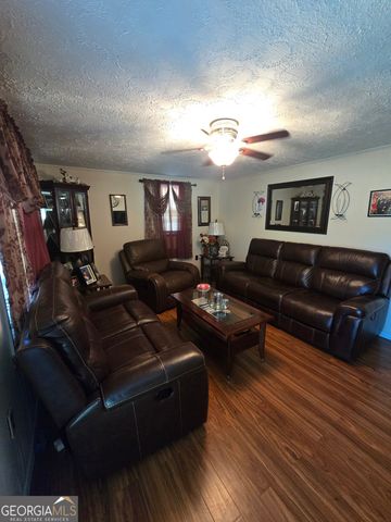 934 Clairmont Avenue, Comer, GA 30629