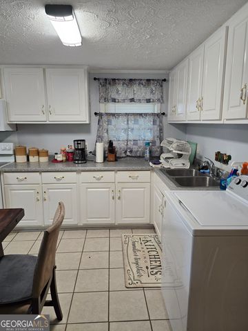 934 Clairmont Avenue, Comer, GA 30629