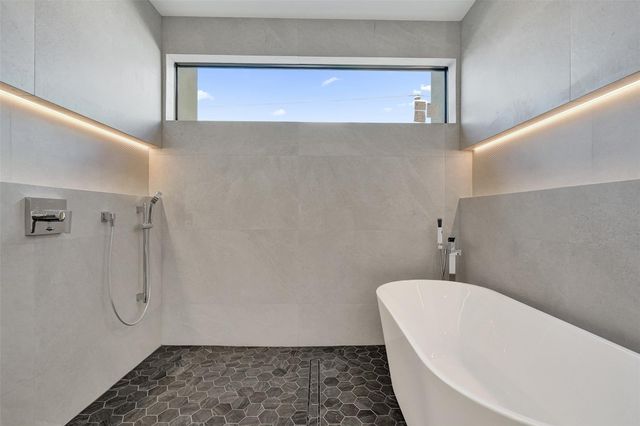 1527 NE 15TH Avenue, Fort Lauderdale, FL 33304