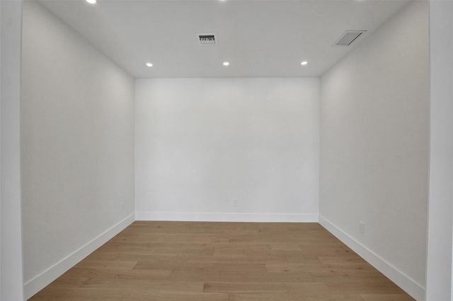 1527 NE 15TH Avenue, Fort Lauderdale, FL 33304