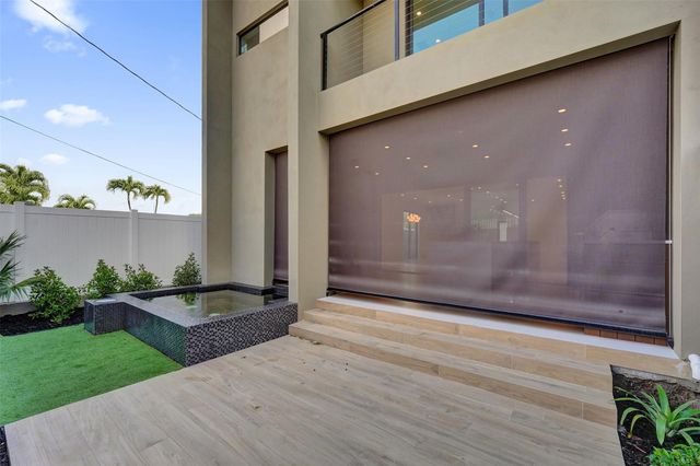 1527 NE 15TH Avenue, Fort Lauderdale, FL 33304