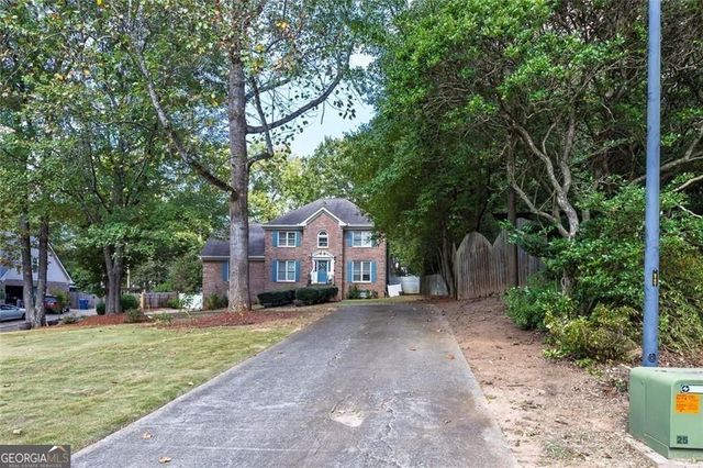 210 Hanarry Drive, Lawrenceville, GA 30046