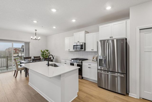 6722 Wildflower Way, Minnetrista, MN 55331