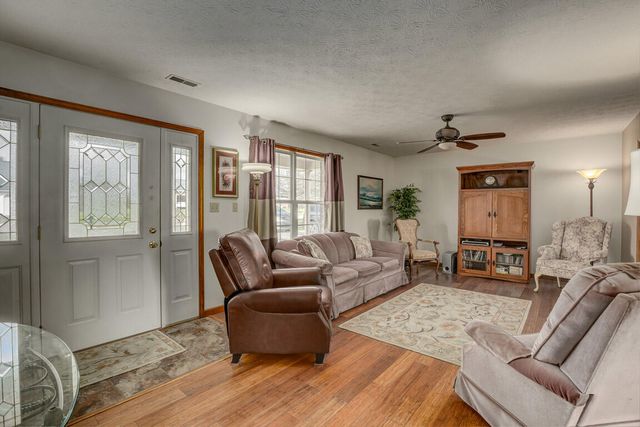 310 Claiborne Drive, Dry Ridge, KY 41035