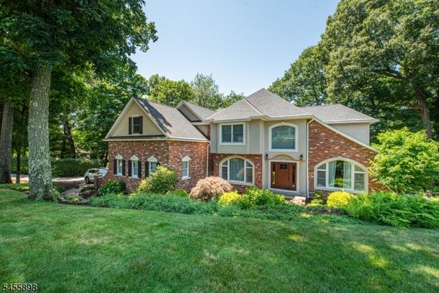 93 Coventry Way, Ringwood Boro, NJ 07456