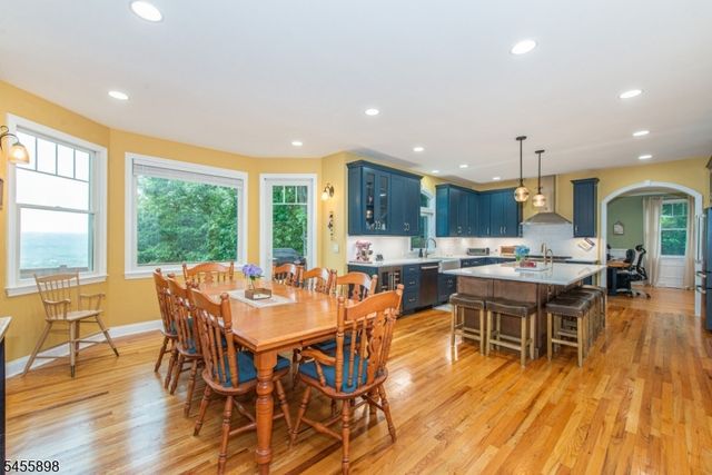 93 Coventry Way, Ringwood Boro, NJ 07456