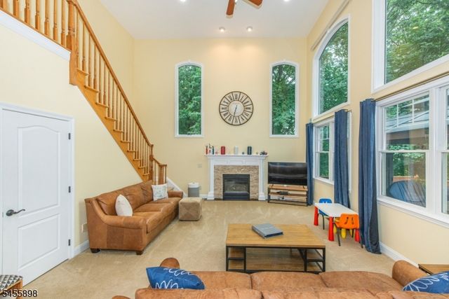 93 Coventry Way, Ringwood Boro, NJ 07456