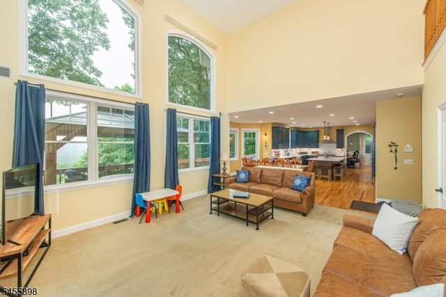 93 Coventry Way, Ringwood Boro, NJ 07456