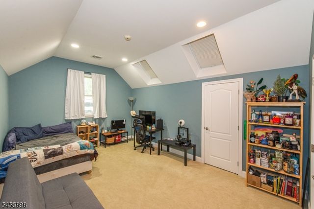 93 Coventry Way, Ringwood Boro, NJ 07456