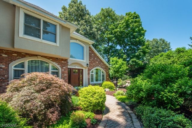 93 Coventry Way, Ringwood Boro, NJ 07456