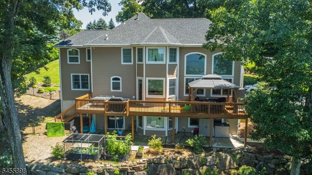 93 Coventry Way, Ringwood Boro, NJ 07456
